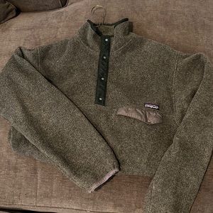 Grey Patagonia Snap Fleece - Great Condition - Size Medium